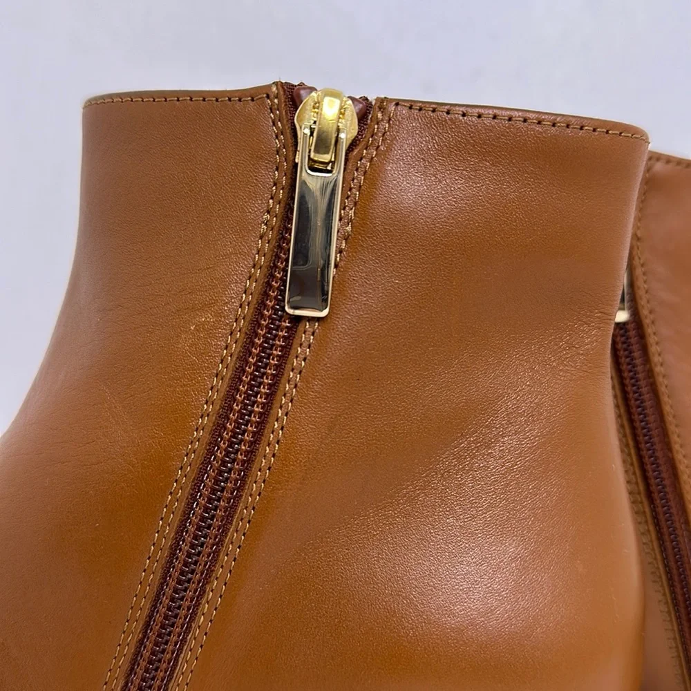 NWOB L’AGENCE Jeanne II Pointed Toe Bootie in Luggage Brown, Size 38.5 - Picture 12 of 14